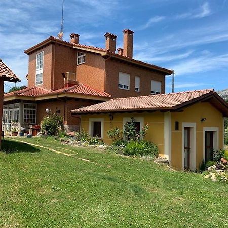 Hostel Arenos Velilla del Rio Carrion Екстериор снимка