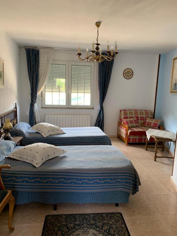 Hostel Arenos Velilla del Rio Carrion Екстериор снимка