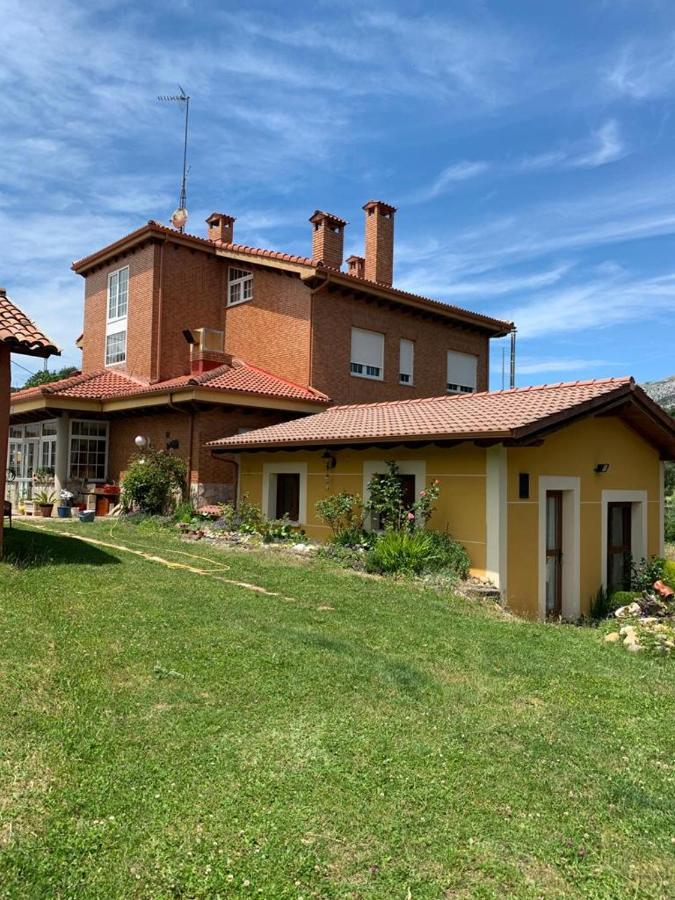 Hostel Arenos Velilla del Rio Carrion Екстериор снимка